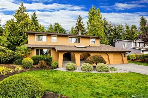 Based on Redfin's Sedro Woolley data, we estimate the home's value is 402,872. . Redfin skagit county